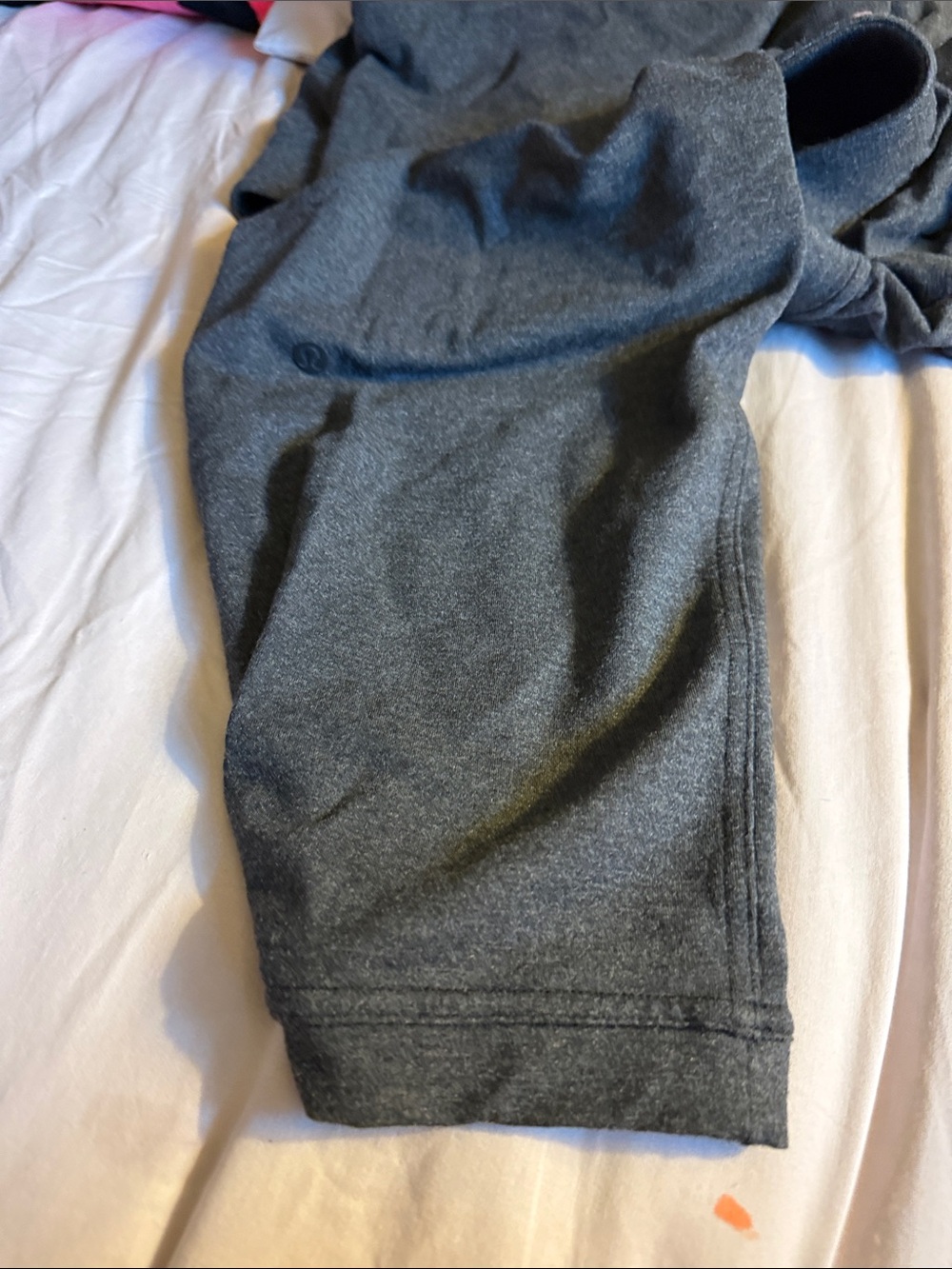 Lululemon - Picture 7 of 9